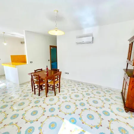 - Vini Marino Apartmán Agropoli